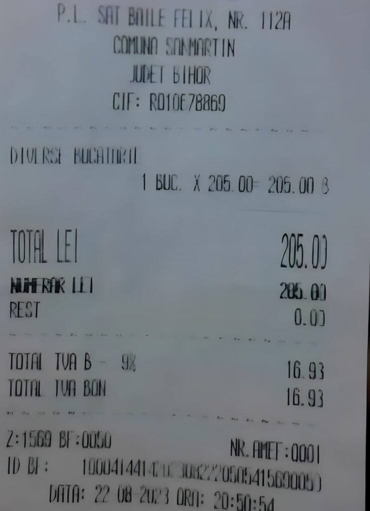 Notă de plată inedită primită de o familie care a luat masa la Băile Felix. Pe bon apare doar ”diverse bucătărie”