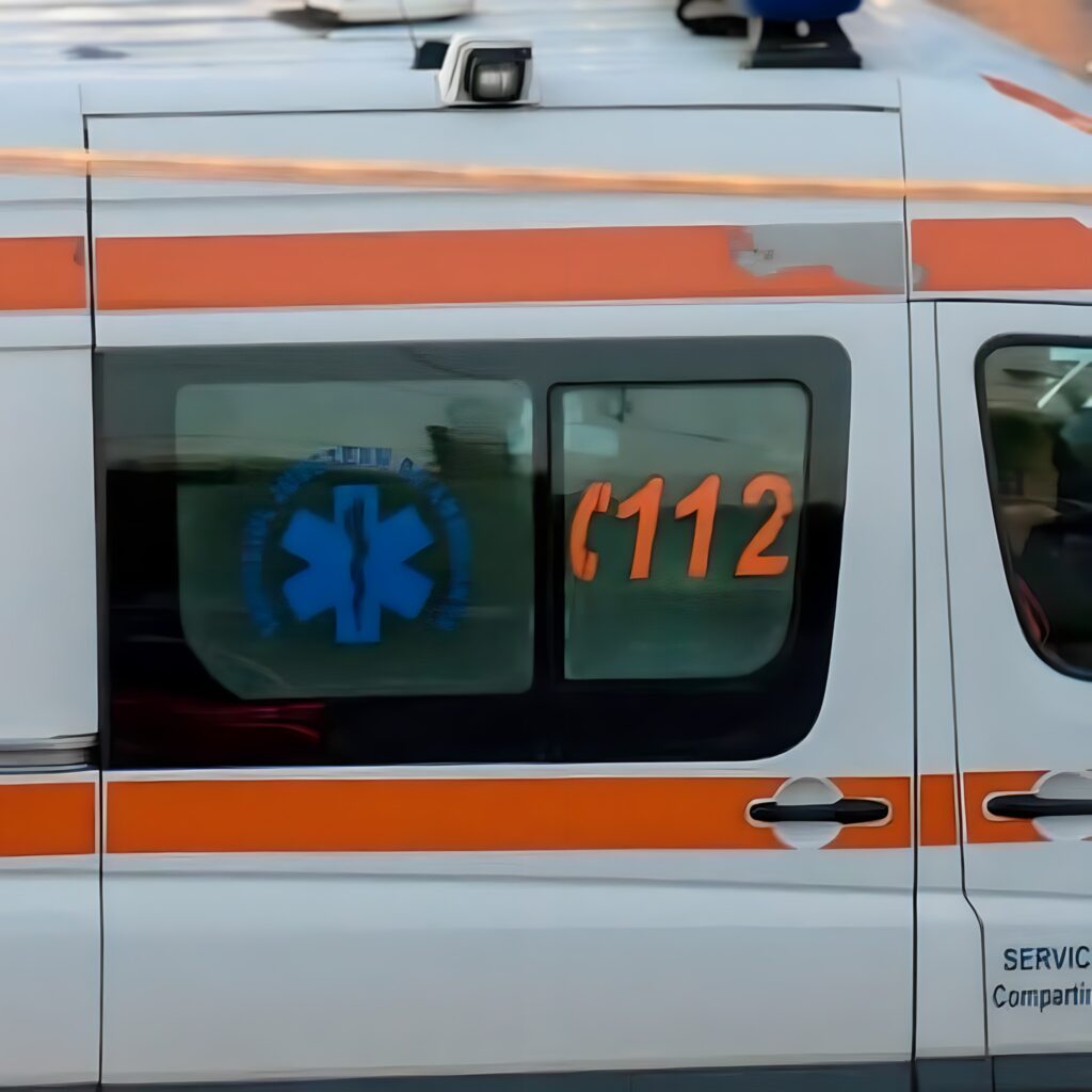 „S-a jucat cu bebelușul”. Un copil de 6 ani a ucis o fetiță după ce a fost lăsat „să se plimbe prin maternitate”