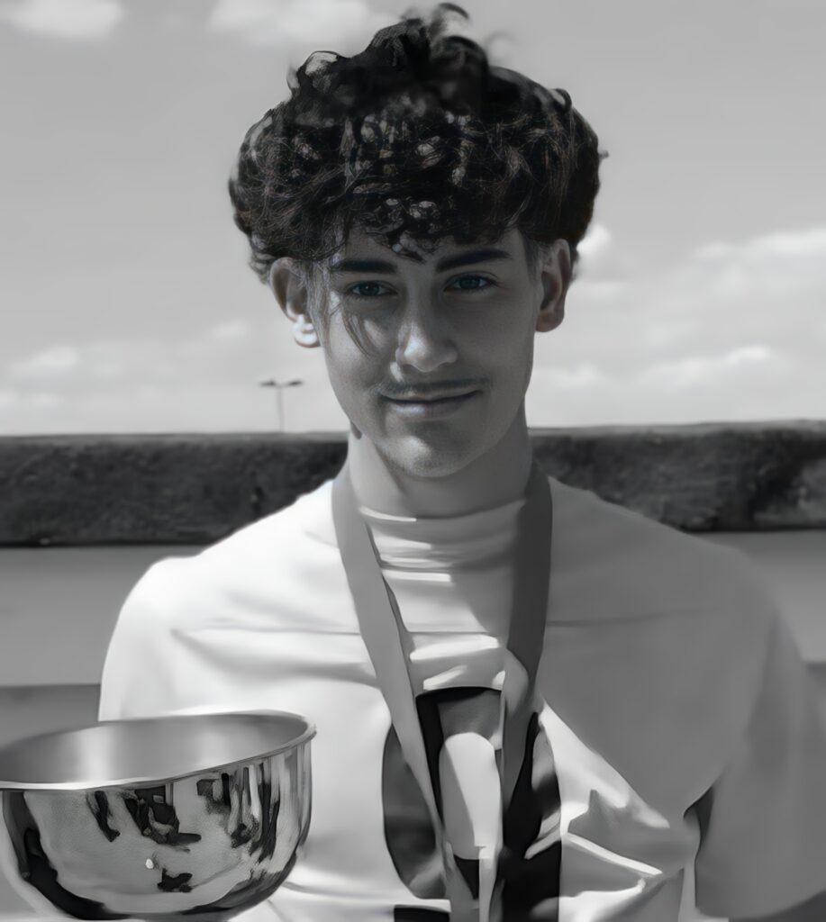 O nouă descoperire macabră! Un adolescent de 15 ani a fost ucis de doi minori. Detalii șocante din anchetă